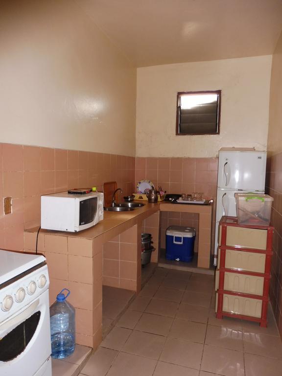 Villa La Femme Noire Joal-Fadiout Esterno foto